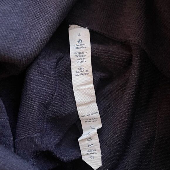 Lululemon in the flow crops II women’s size 4 - Picture 6 of 7